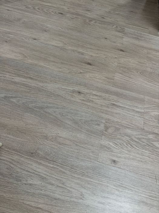 Продам б/у ламинат