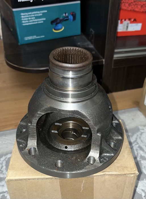 Продам корпус дифференциала Хундай Санта Фе,,