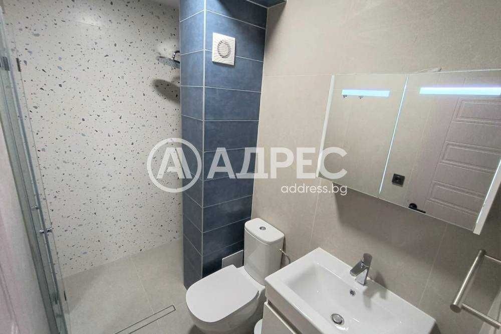 Дава се под наем Тристаен апартамент в Разград, Център - 81 кв.м за 511 € - Снимка #7