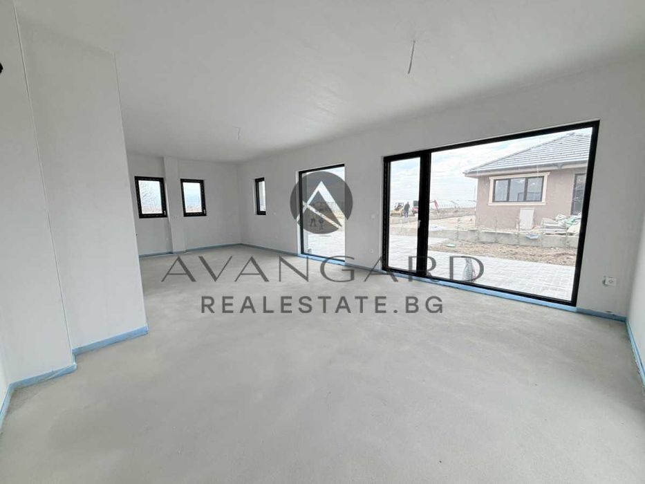 Продава се Къща в Пловдив, Кючук Париж - 253 кв.м за 643 €/кв.м - Снимка #2