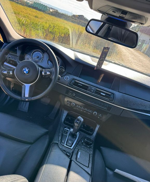 Plansa bord cu head up bmw seria 5 f10 f11