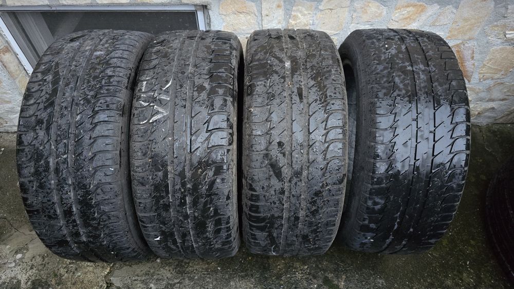 Летни гуми 17 цола 215/50/17  4бр.