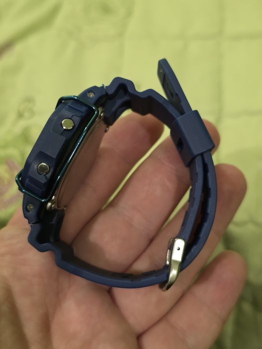 Кварцевые часы Casio G-Shock DW-5600