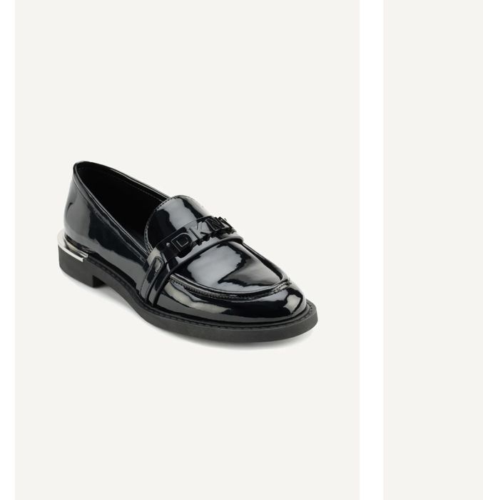 Продам лоферы женские