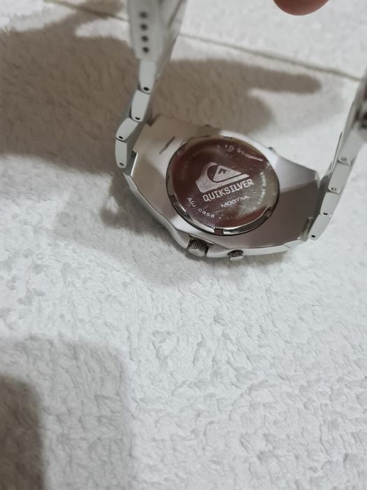 Ceas foarte elegan quiksilver