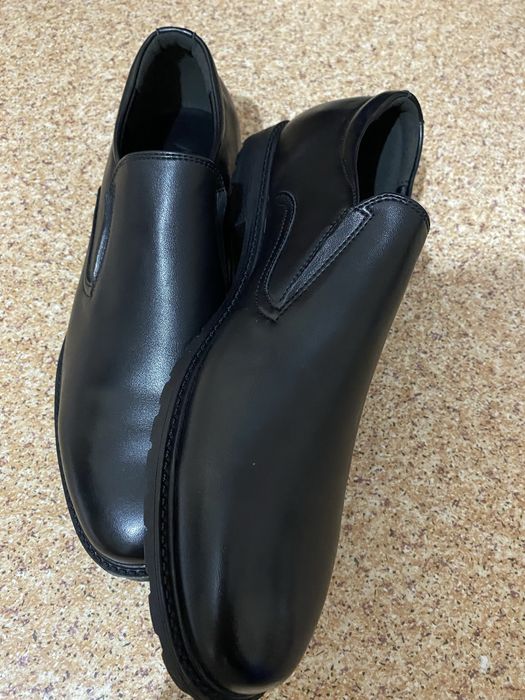 Новые  туфли  срочно  продам