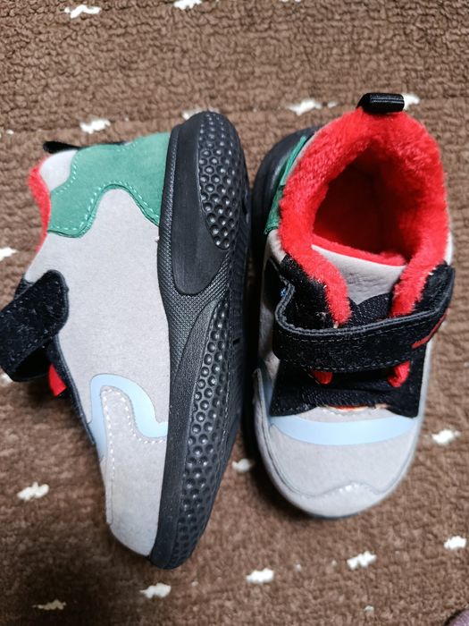 Детские зимние ботинки