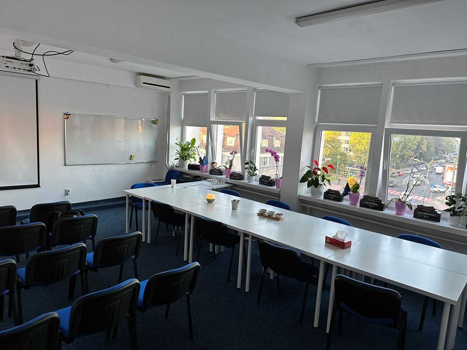 Sală in zonă centrală pt. conferinte, seminarii, workshopuri, cursuri
