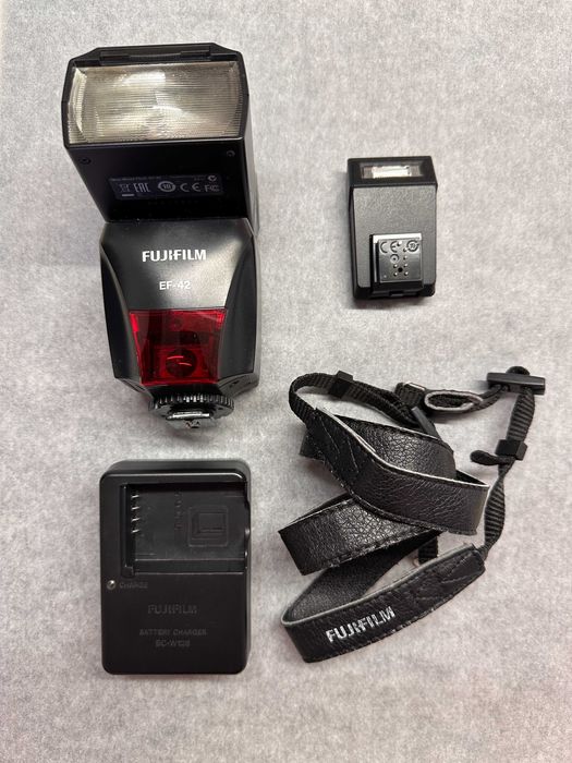 Fujifilm EF-42 + VPB-XT2
