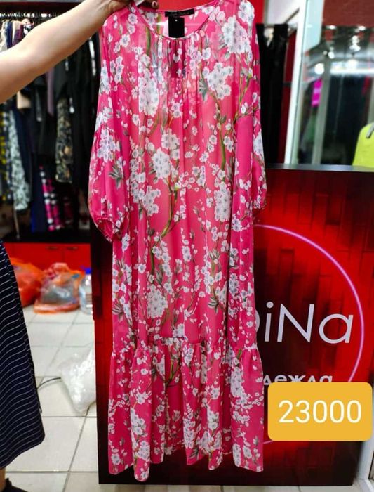 Женское лёгкое платье