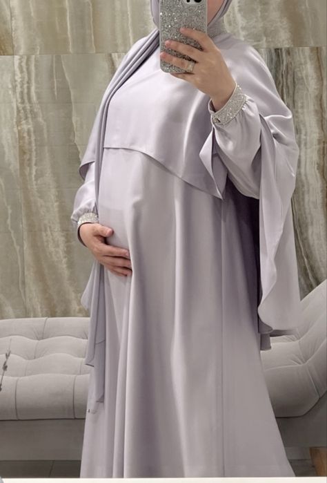 Нарядное вечернее платье