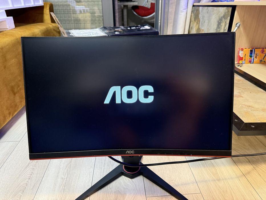 Monitor Gaming AOC C24G1 Curbat 24” Full HD 144Hz