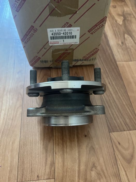 Corolla E150 оригинал цапфа подшипник