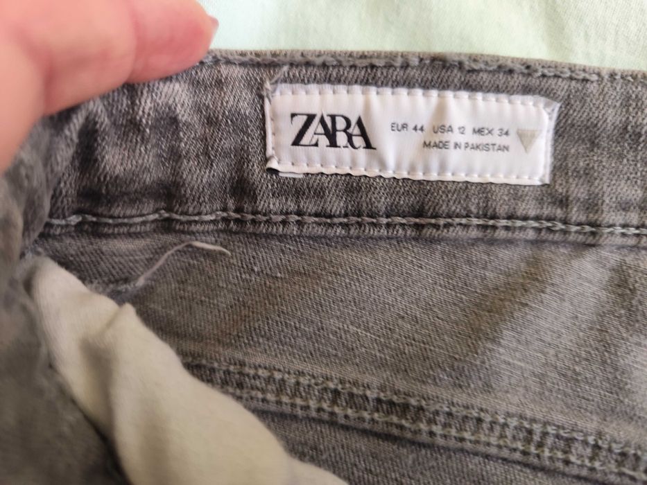 НОВИ дънки Zara с етикет, размер 44, сиви, висока талия