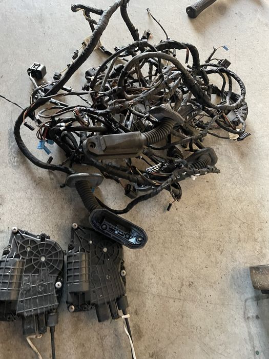 Instalatie usi soft clouse BMW f10 F01 F06 + cablaje completa europa