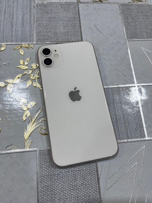 Продам Iphone 11