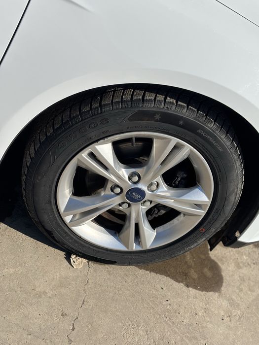 Vand ford focus