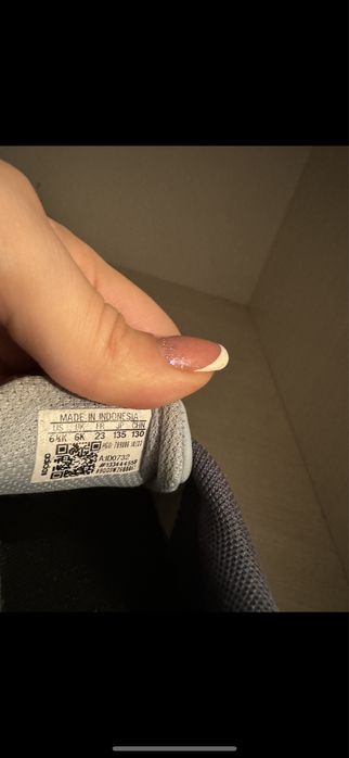 Оригинал кроссовки адидас 23размер