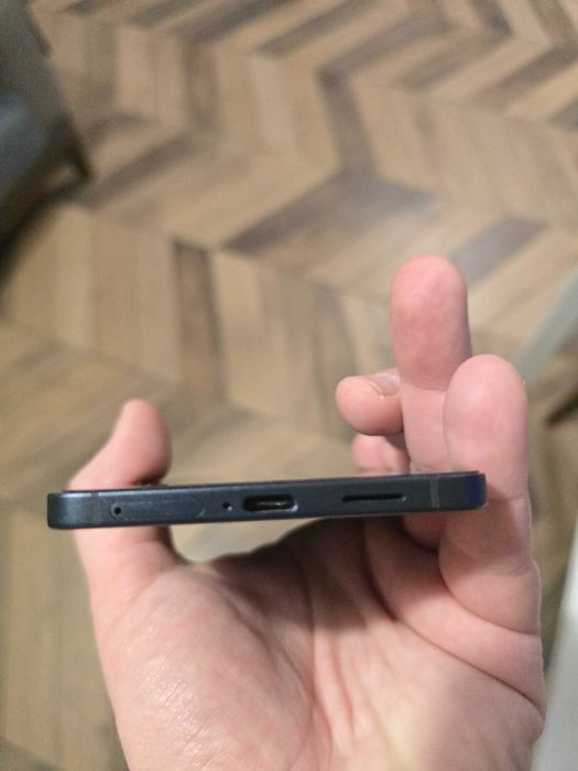 Нов! Samsung Galaxy S25 Edge пълен комплект