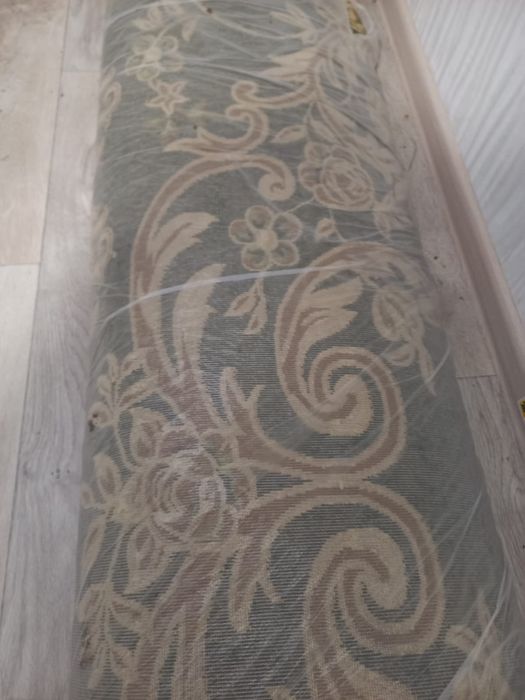 Продам шерстяной ковер Турция