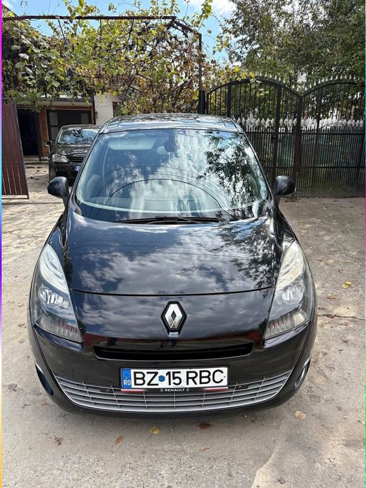 RENAULT Grand Scenic