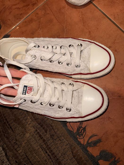 Кецове Converse.