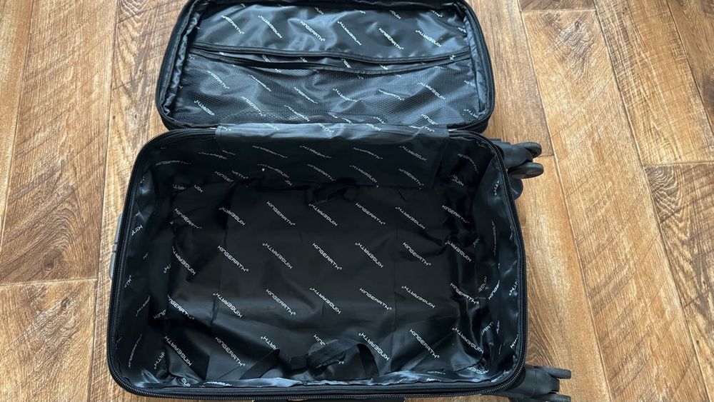 Продам чемодан б/у