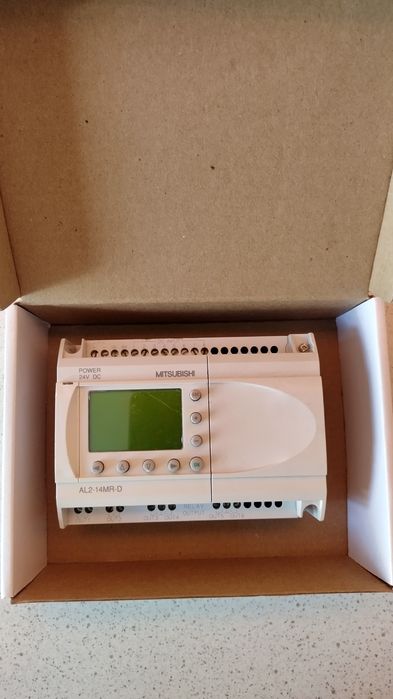 Automat programabil Mitsubishi