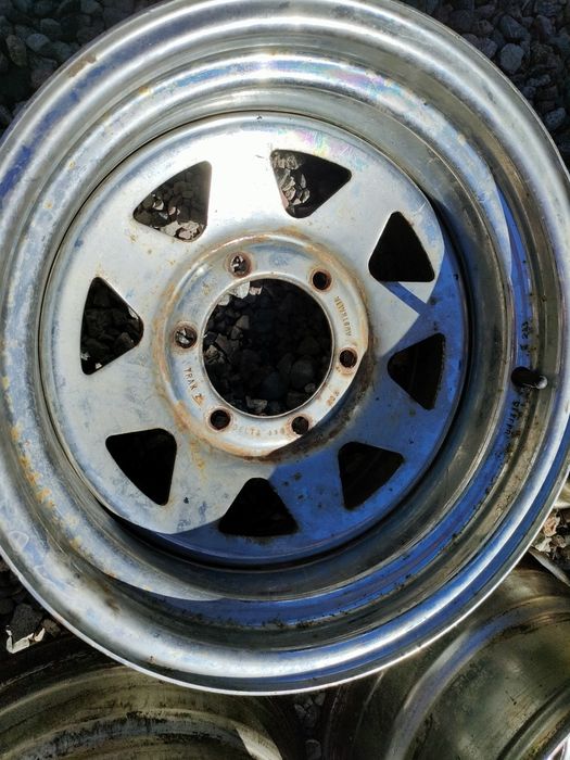 Диски 4х4 r15,6x139.7