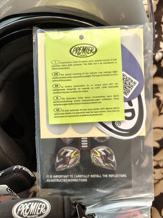 Каска за мотор, скутер Premier Cool с очила