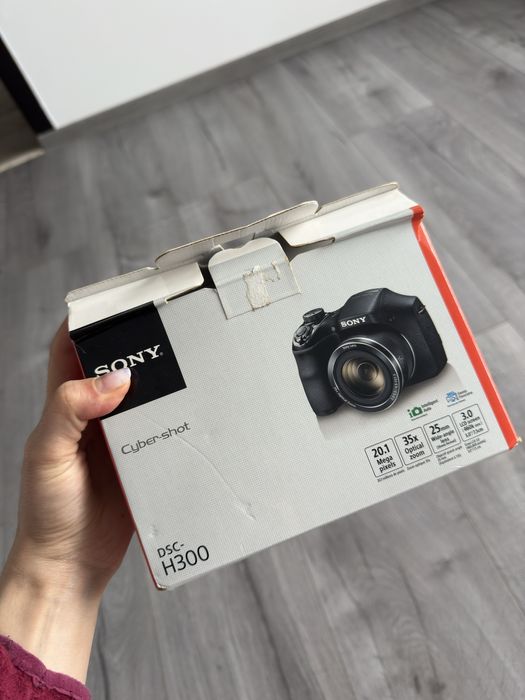 Aparat foto DSC H300