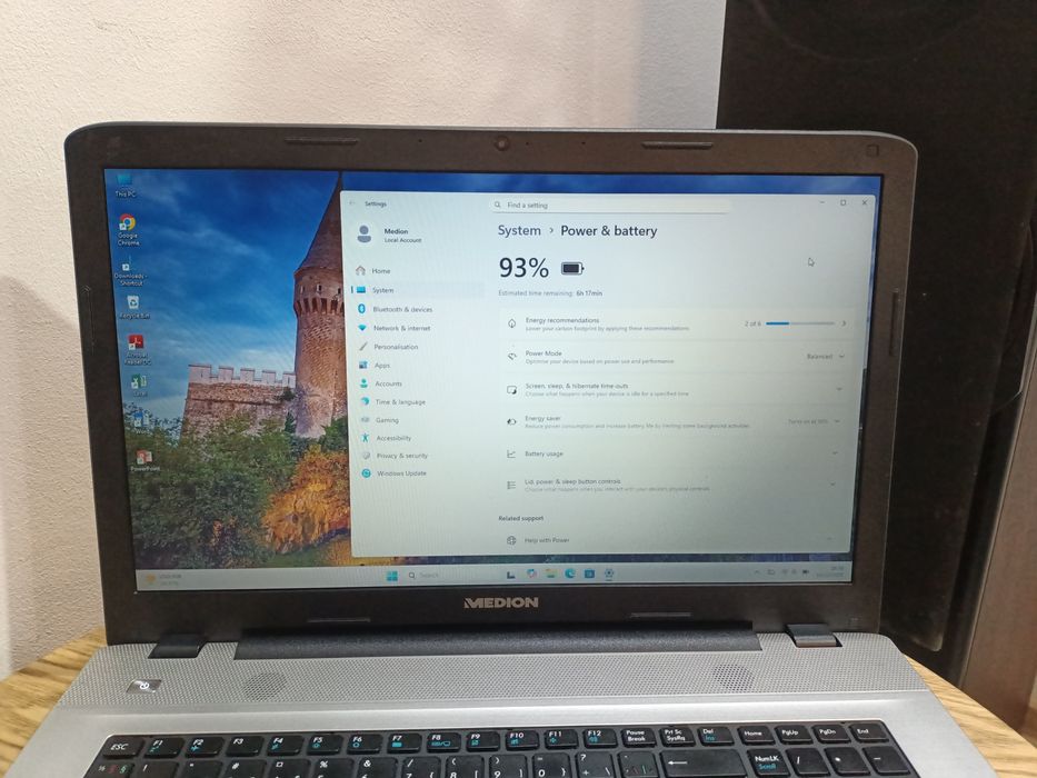 Laptop 17,3 Intel i3 Wind 11