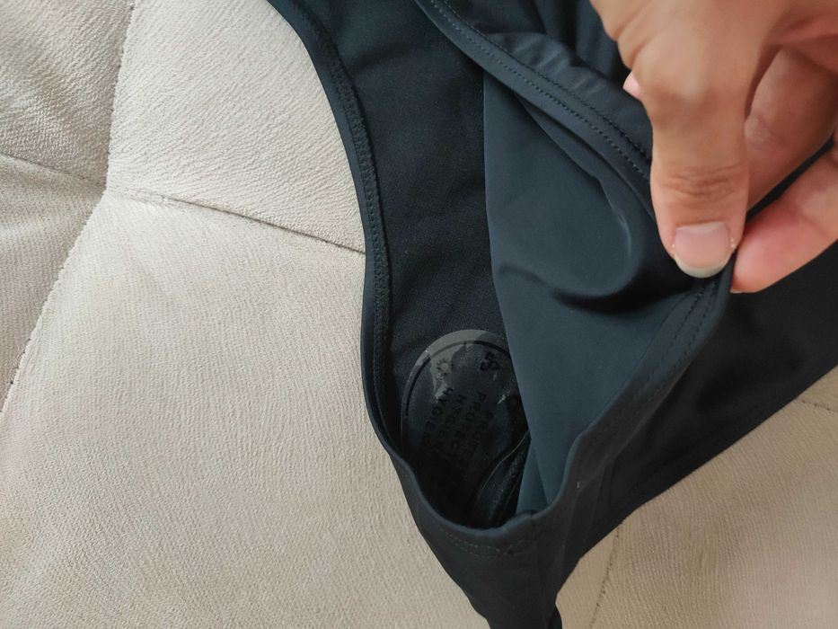 Цял бански костюм - М размер.