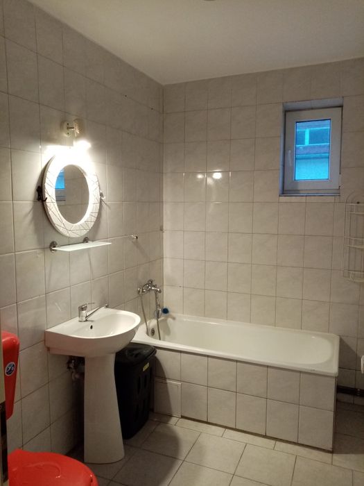 Proprietar dau in chirie ap. 2 cam. nedecomandat pe str.Frunzisului, cartier Manastur 380 eur