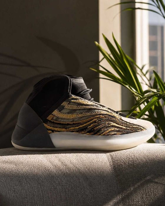 YEEZY Quantum Amber Tint