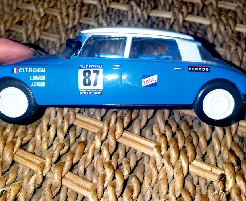 Кола Ситроен ДС21 CITROËN DS 21 ,1/43 e ,ЛОНДОН - СИДНИ МАРАТОН 1968 г