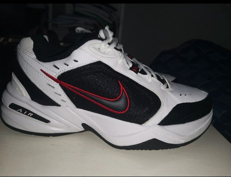 Încălțăminte Nike marimea 40,5