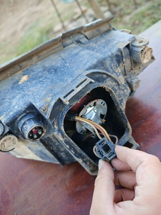 Far dreapta Audi a4 b5 8D