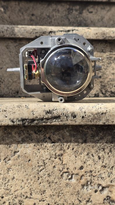 Фар за Хонда фрв ляв ксенон