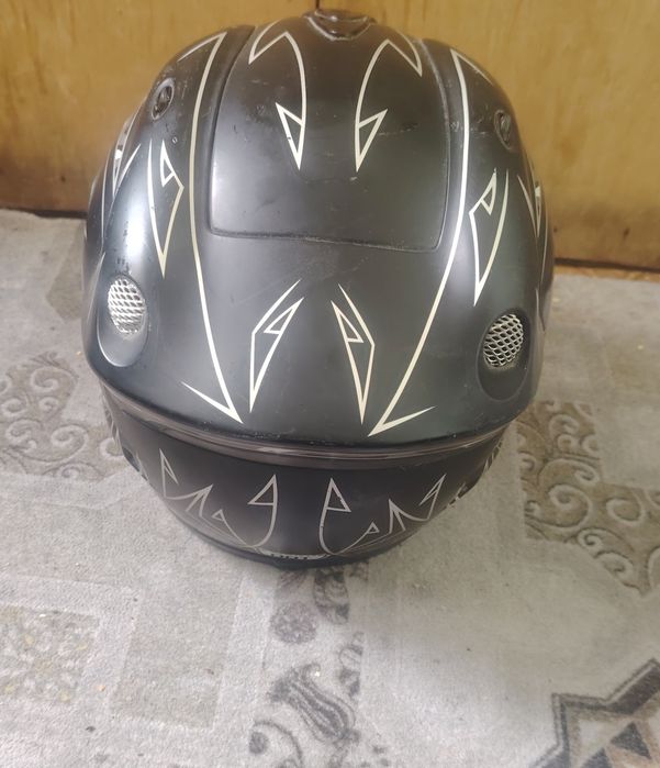 Мото шлем каска.