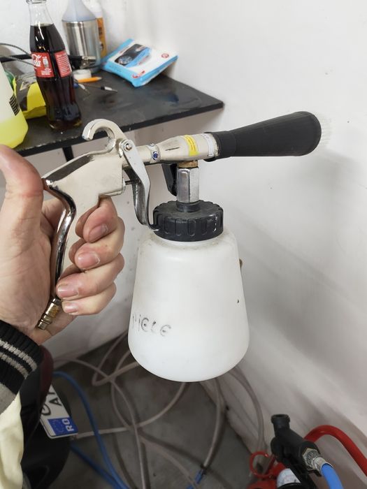 Echipamente spalatorie auto aparat spalat cu presiune