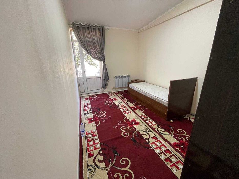 Срочно сдается дом 3 комнаты,0,5 сотки.Кумарик.