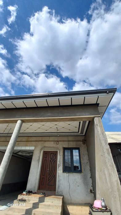 Tunikabond va Travertin