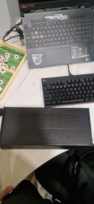 Клавиатура logitech g pro в отличном состоянии