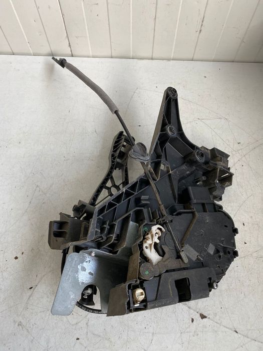 Broasca stanga spate VOLVO V70 XC60 XC70 S80 31253667
