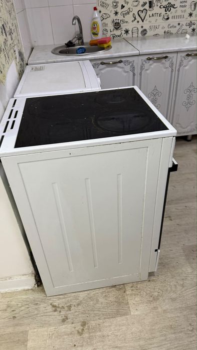 Продам срочно кух гарнитур