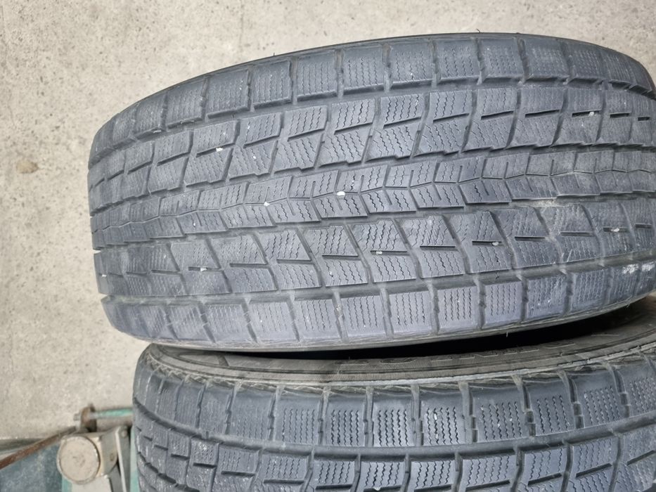 Продам Шины зимние 275/50/21