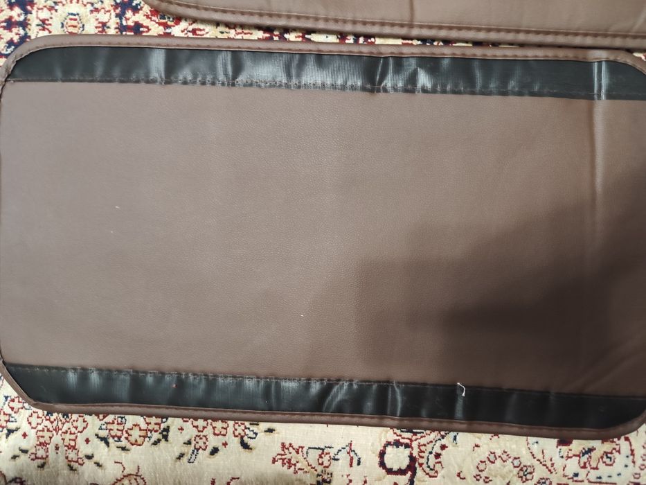 Продам чехлы на машину