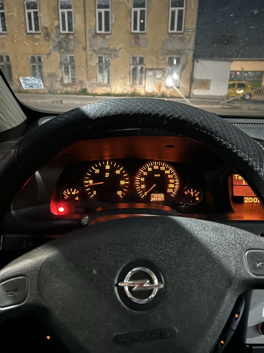 Opel Zafira A - 2.2 DTI / 125 к.с. / 7 места