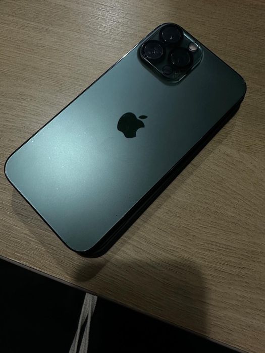 Vand Iphone 13 pro max URGENT